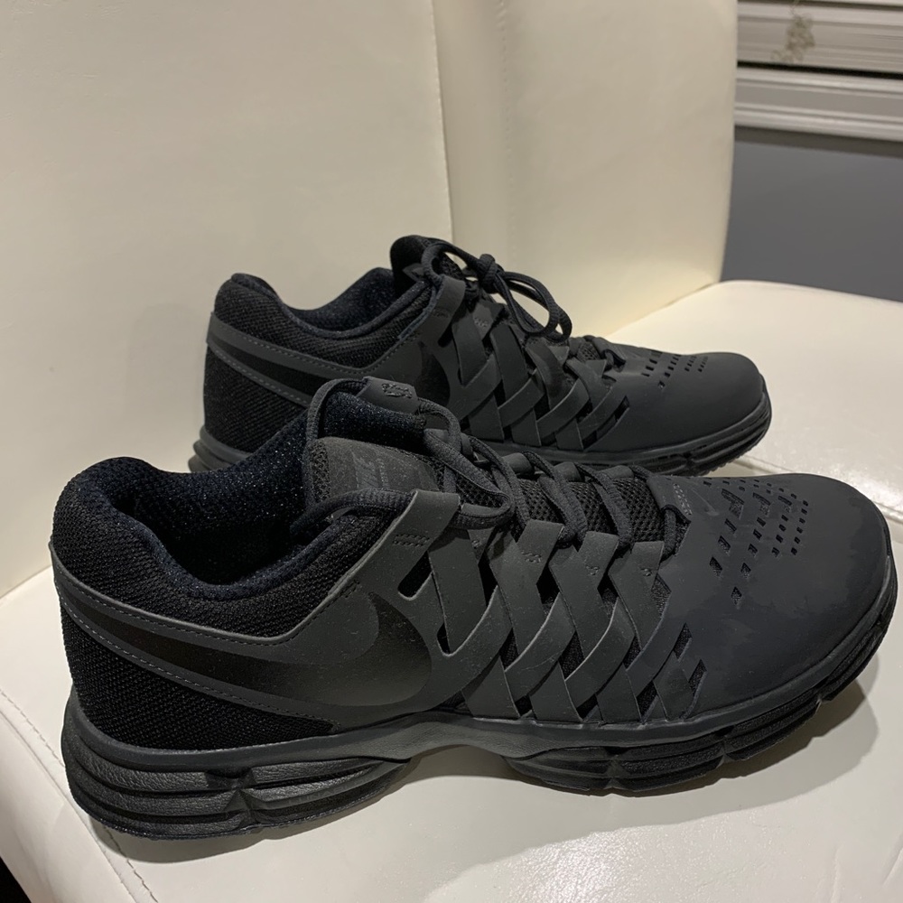 Men’s Nike Sneakers Never Worn
